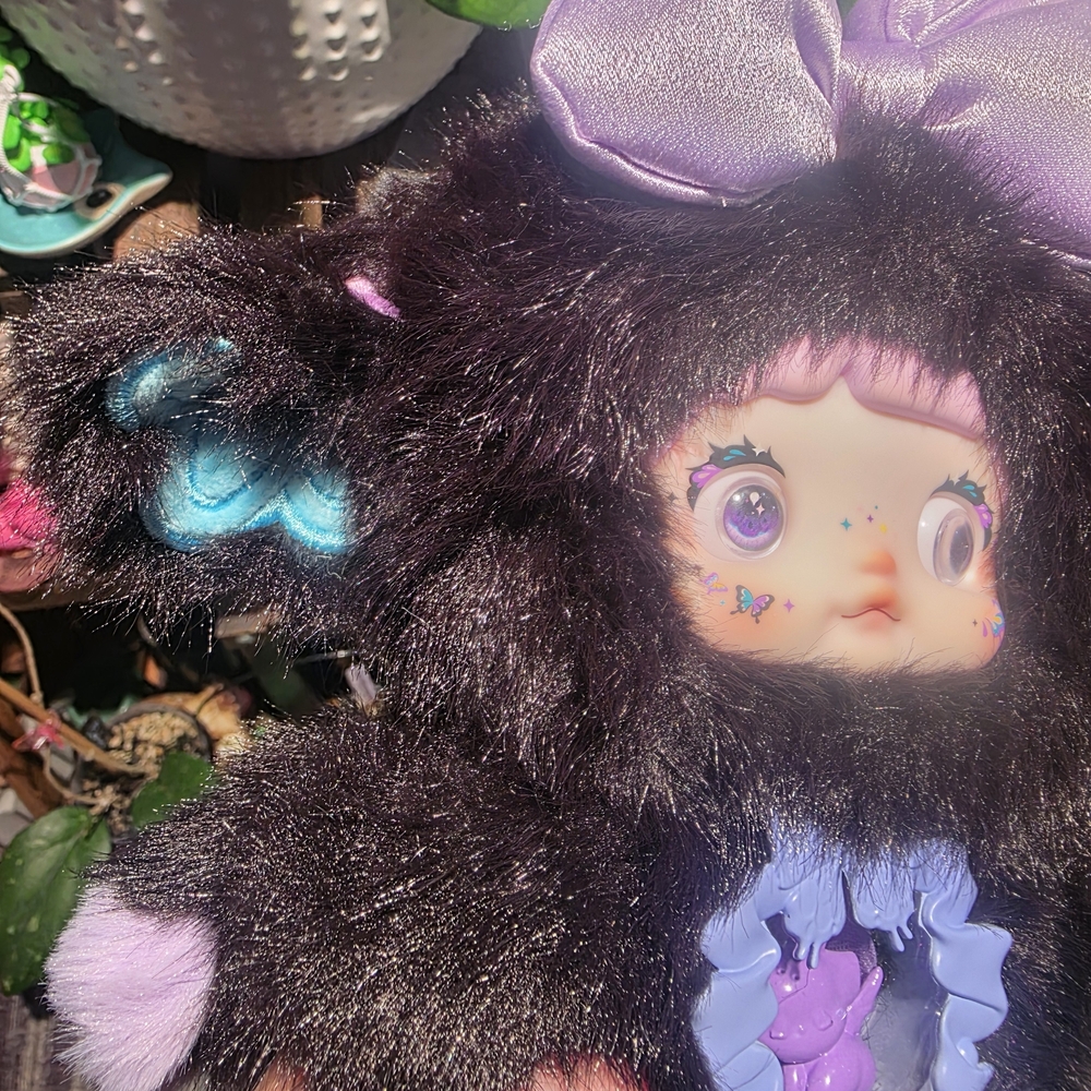 Nommi Fantasy "Eclipse" Plush Pendant - Picture 7 of 7